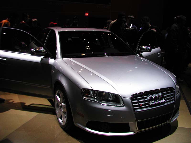Audi04