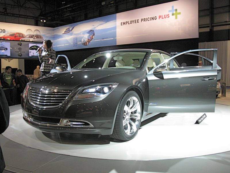 Chrysler 200 EV Concept - 1