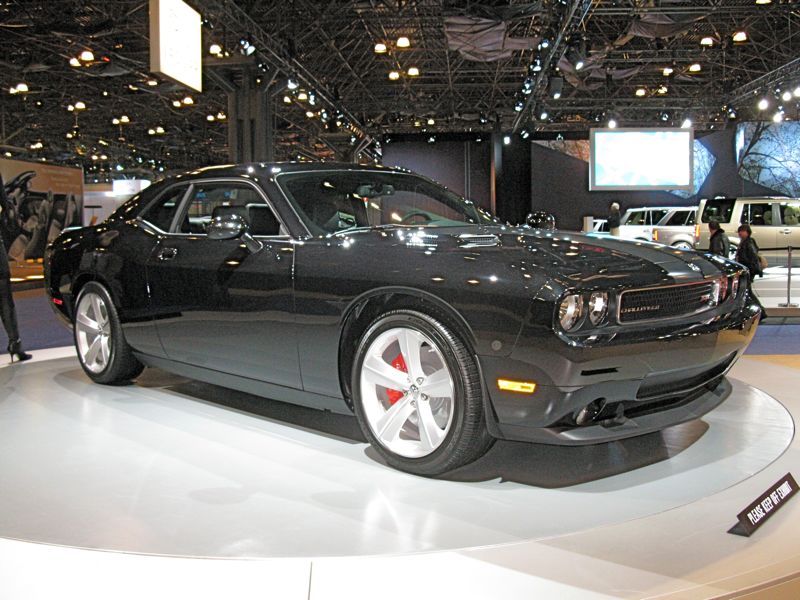 Dodge Challenger - 1